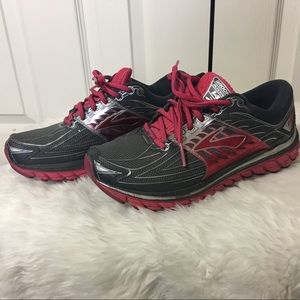 Brooks Running Sneakers